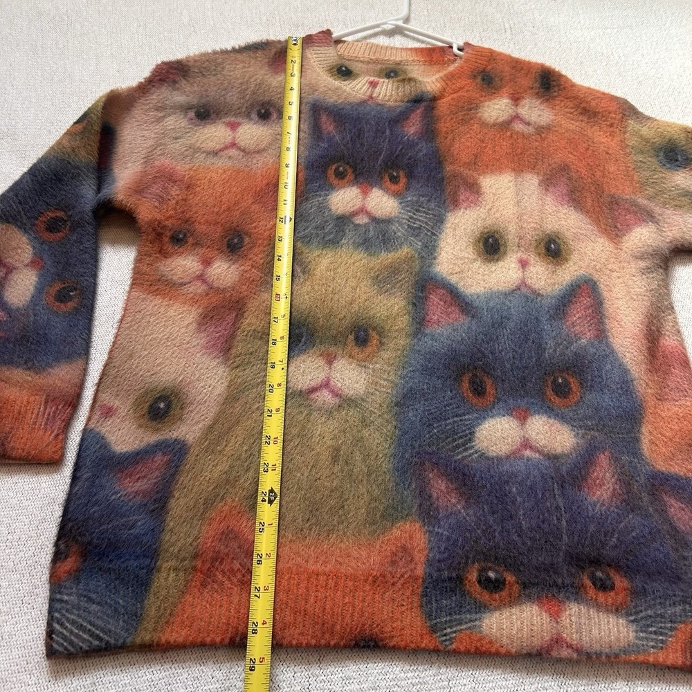Cat Lover Fuzzy Sweater Womens Sz M Soft Cozy Colorful Funky Artsy Oversized - Picture 9 of 10